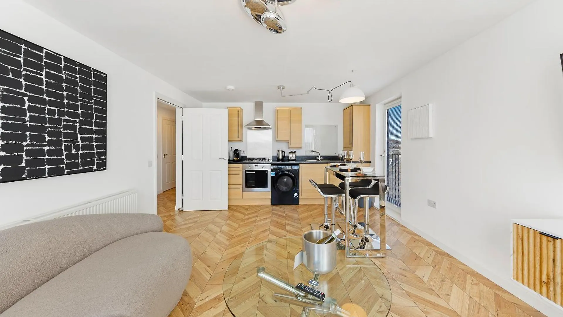 Mearns Street Suite ✪ Grampian Lettings Ltd Aberdeen